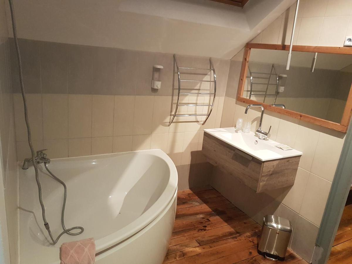 Le Betrot Bed & Breakfast Estissac Ngoại thất bức ảnh