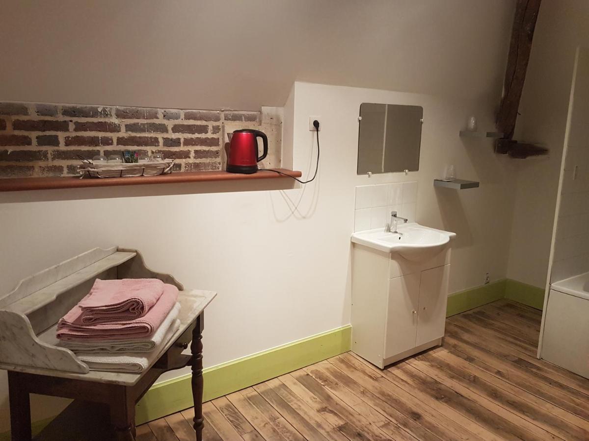 Le Betrot Bed & Breakfast Estissac Ngoại thất bức ảnh