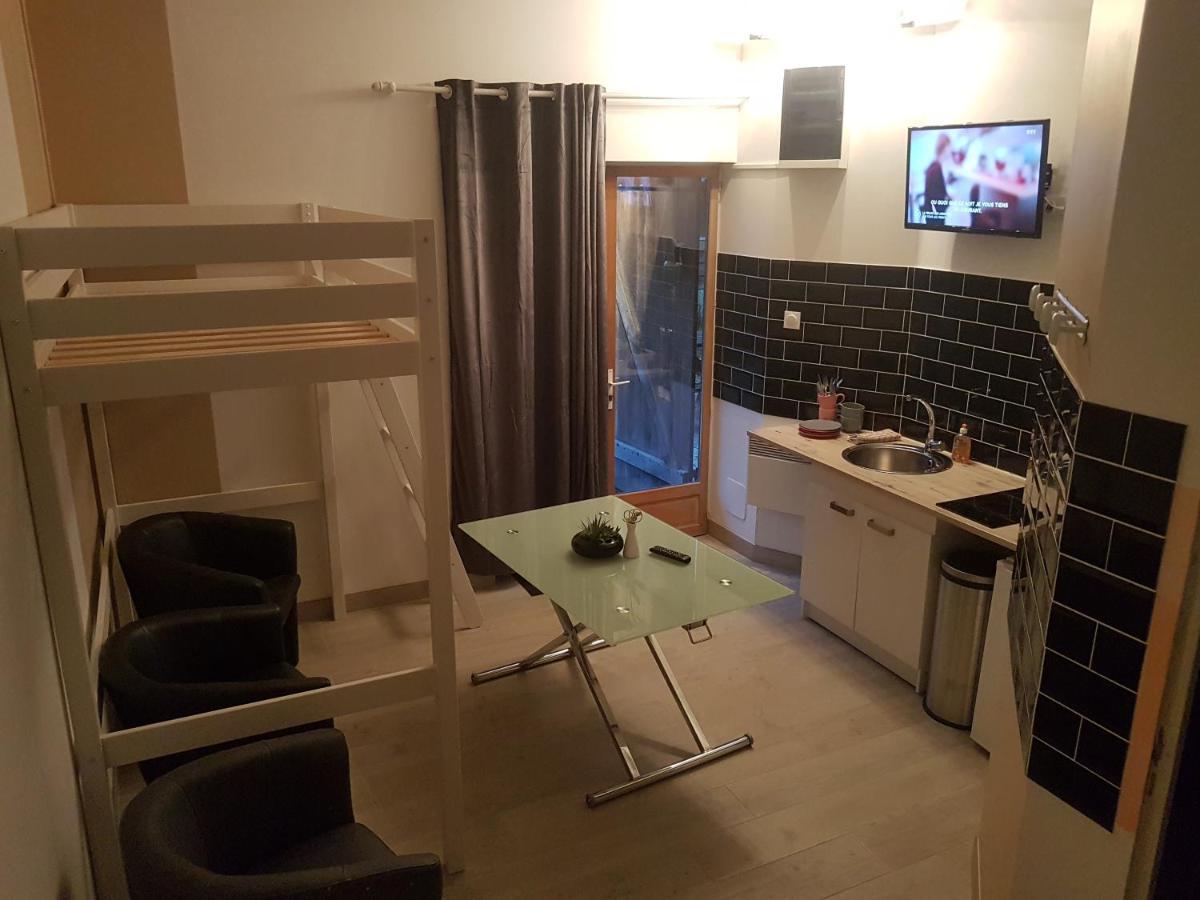 Le Betrot Bed & Breakfast Estissac Ngoại thất bức ảnh