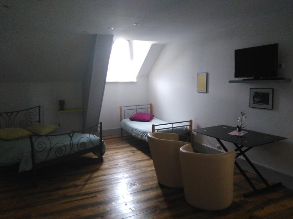 Le Betrot Bed & Breakfast Estissac Ngoại thất bức ảnh